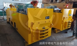 國(guó)外客戶定制的10噸架線式湘潭電機(jī)車(chē)發(fā)貨